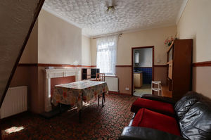 Diner- click for photo gallery